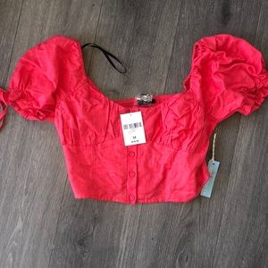 Puff sleeved crop top